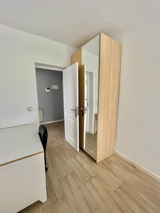 Centrico Aire Acondicionado 3 Habitaciones Zona Aparcamiento Gratuito Madrid Luaran gambar